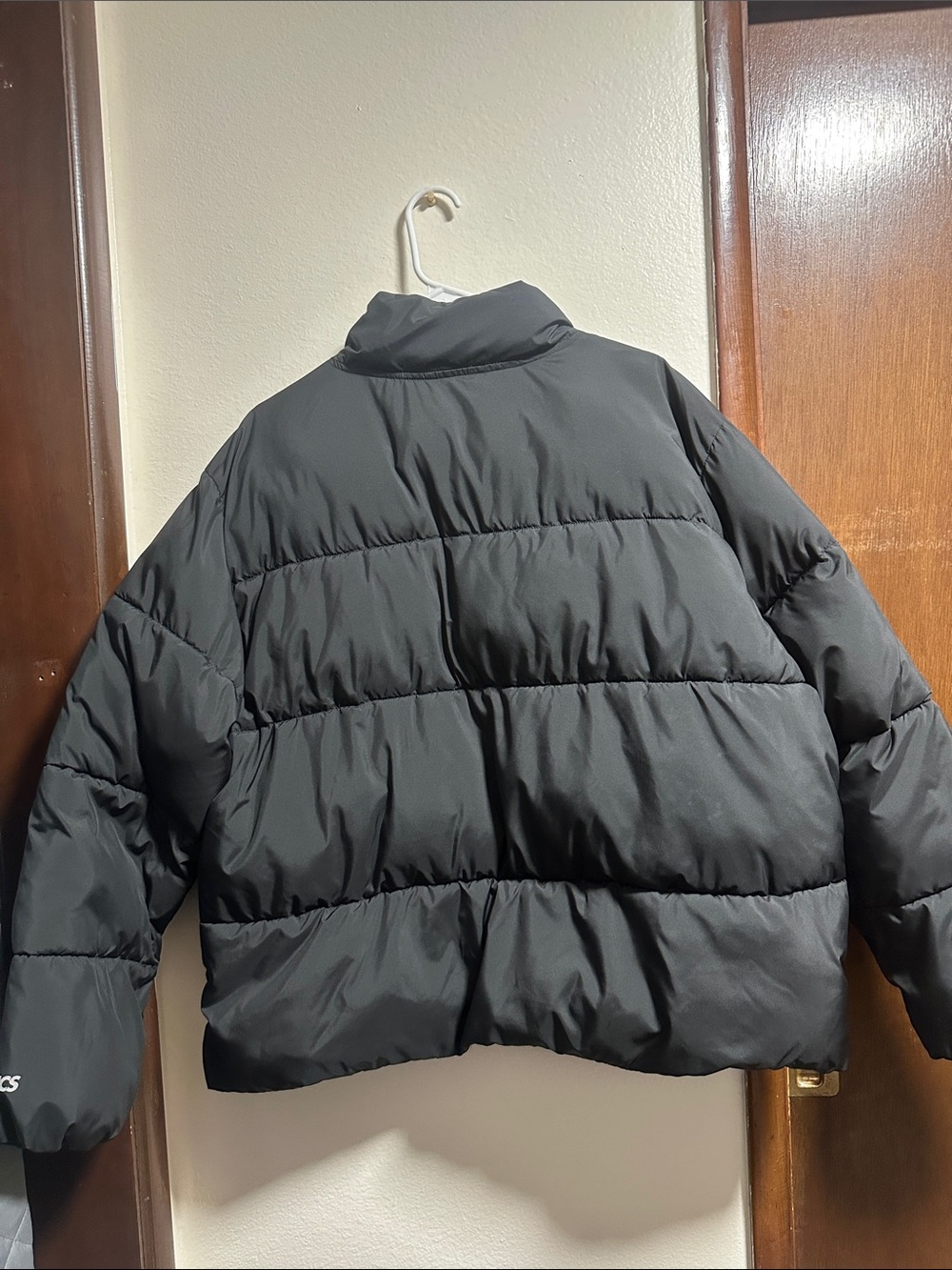 Fabletics Essential Puffer - Picture 2 of 3